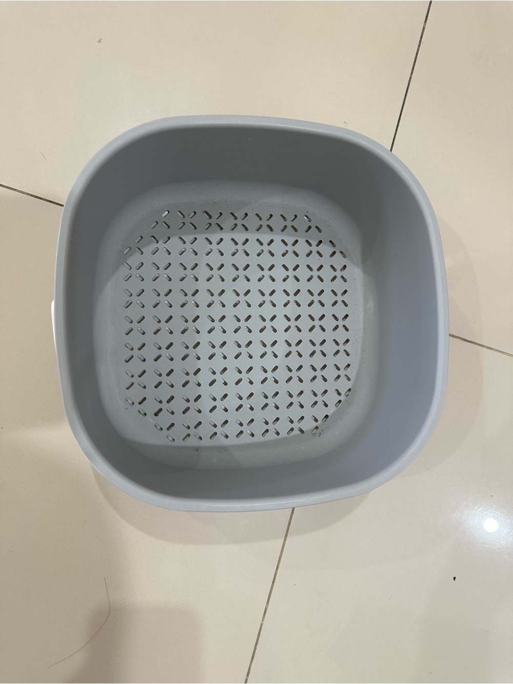 Gray Plastic Drain Basin for Foot Soak and Bath Storage